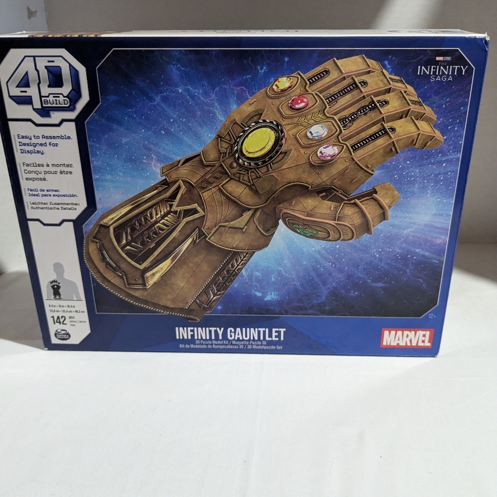 Marvel Infinity Gauntlet 4D Puzzle Model Kit On Stand Thanos